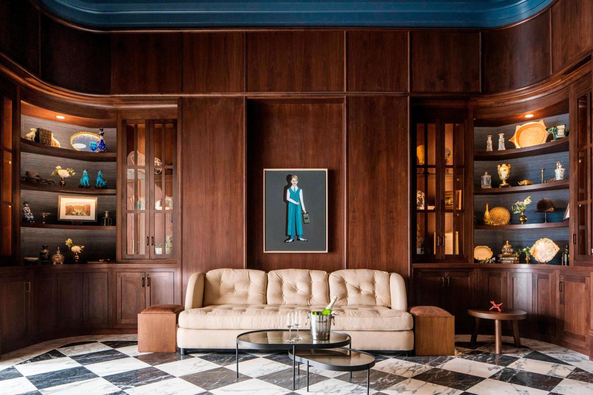 Perry Lane Hotel, A Luxury Collection Hotel, Hotel 5*
